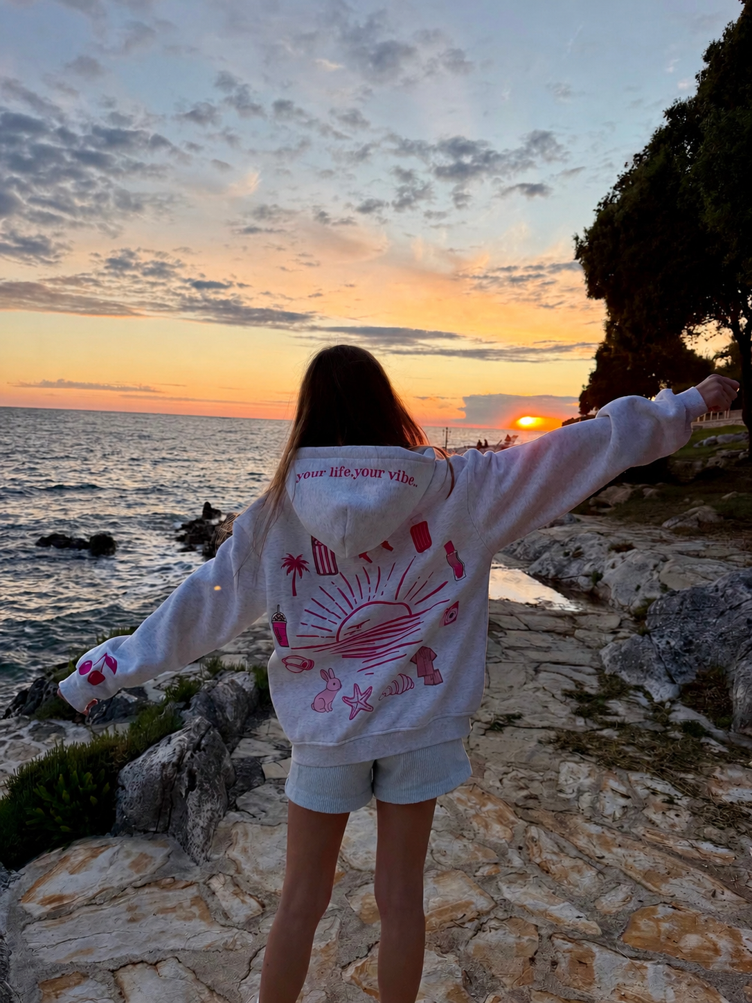 "My vibe" hoodie in Cloud Grey